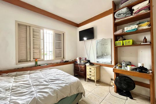 Quarto 3 de casa para alugar com 3 quartos, 185m² em Vila Alexandria, São Paulo