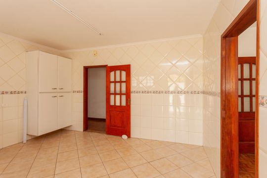 Cozinha de casa à venda com 4 quartos, 300m² em Jardim Marajoara, São Paulo