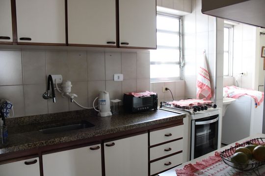 Cozinha de apartamento para alugar com 2 quartos, 72m² em Ipiranga, São Paulo