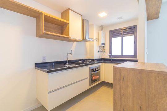 Cozinha de apartamento para alugar com 1 quarto, 42m² em Santana, Porto Alegre