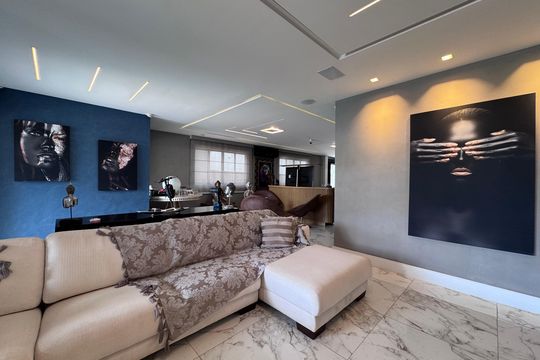 Sala de casa à venda com 4 quartos, 383m² em Recreio dos Bandeirantes, Rio de Janeiro