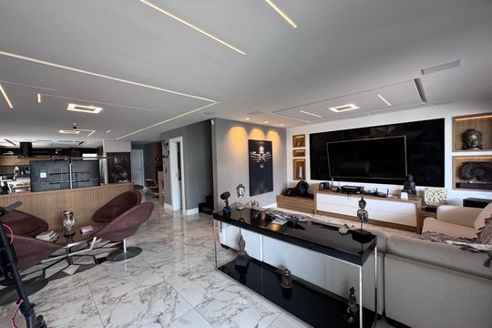Casa à venda com 4 quartos, 383m² em Recreio dos Bandeirantes, Rio de Janeiro
