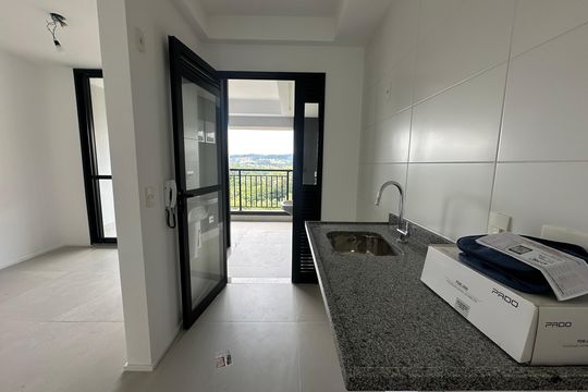 Cozinha de apartamento à venda com 1 quarto, 64m² em Alphaville Empresarial, Barueri
