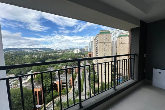 Varanda da Sala de apartamento à venda com 1 quarto, 64m² em Alphaville Empresarial, Barueri