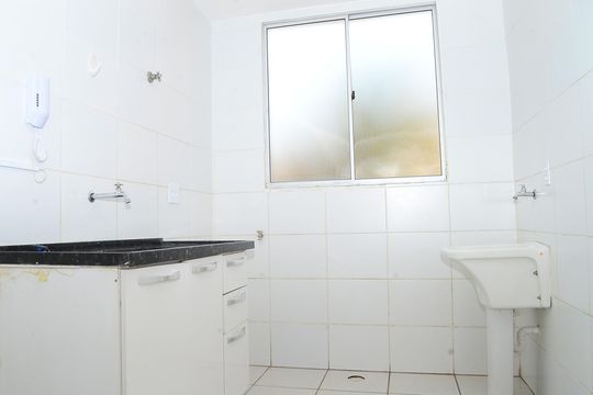 Cozinha de apartamento para alugar com 2 quartos, 64m² em Goiânia, Belo Horizonte