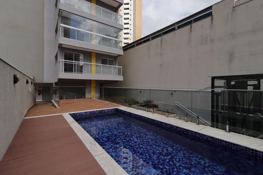 Área Comum - Piscina de apartamento para alugar com 1 quarto, 49m² em Jardim Bela Vista, Santo André