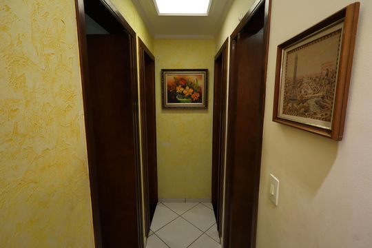 Corredor de apartamento à venda com 3 quartos, 73m² em Jardim do Estádio, Santo André
