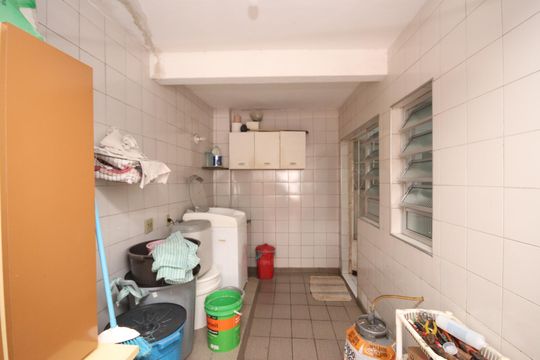 Área de Serviço de casa à venda com 6 quartos, 256m² em Vila Constança, São Paulo