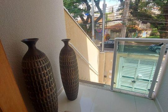 Casa à venda com 3 quartos, 206m² em Vila Alzira, Santo André