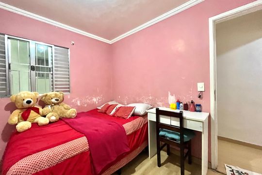 Quarto 2 de casa para alugar com 3 quartos, 150m² em Vila Santa Catarina, São Paulo