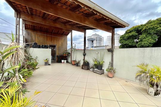 Casa para alugar com 3 quartos, 150m² em Vila Santa Catarina, São Paulo