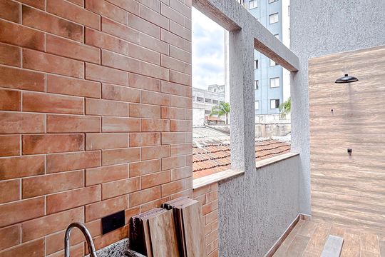 Área externa de casa para alugar com 2 quartos, 100m² em Vila Gomes Cardim, São Paulo