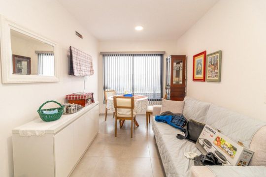 Sala de apartamento para alugar com 1 quarto, 34m² em Azenha, Porto Alegre