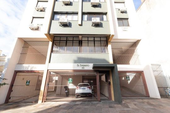 Fachada de apartamento para alugar com 2 quartos, 65m² em Centro Histórico, Porto Alegre