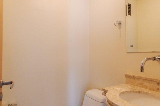 Lavabo  de apartamento para alugar com 3 quartos, 118m² em Jardim Itu, Porto Alegre