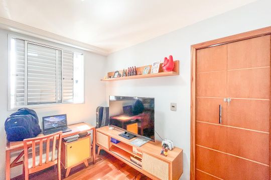 Quarto 2 de apartamento à venda com 2 quartos, 44m² em Água Branca, São Paulo
