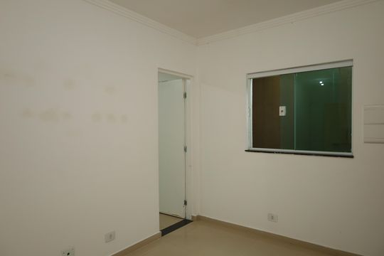 Sala de apartamento para alugar com 2 quartos, 49m² em Guaianases, São Paulo