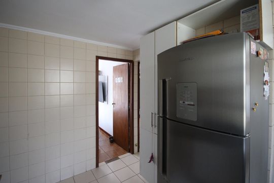 Cozinha de apartamento à venda com 3 quartos, 52m² em Vila Sabrina, São Paulo