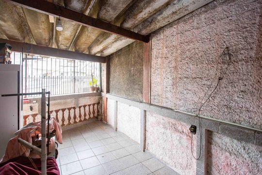 Varanda de casa à venda com 6 quartos, 257m² em Jardim Elisa, Diadema