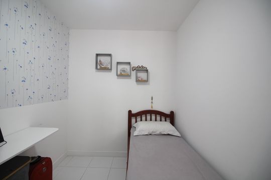 Quarto de Serviço de apartamento à venda com 4 quartos, 160m² em Barra da Tijuca, Rio de Janeiro