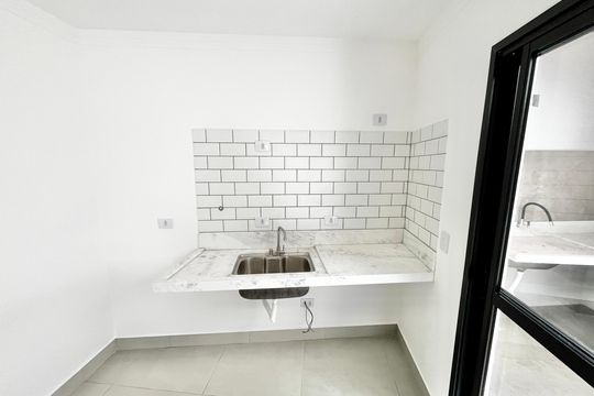 Cozinha de casa à venda com 2 quartos, 70m² em Vila Guaca, São Paulo