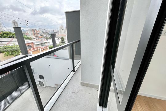 Varanda da Suíte 2 de casa à venda com 2 quartos, 70m² em Vila Guaca, São Paulo