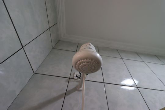 Banheiro Social - Chuveiro de casa à venda com 3 quartos, 144m² em Jardim Santo Alberto, Santo André