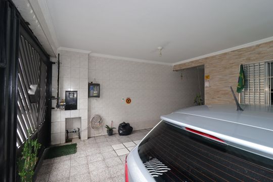 Garagem de casa à venda com 3 quartos, 144m² em Jardim Santo Alberto, Santo André