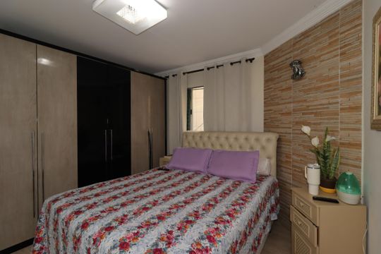 Suíte de casa à venda com 3 quartos, 144m² em Jardim Santo Alberto, Santo André
