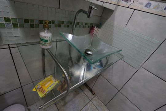Banheiro Social - Pia de casa à venda com 3 quartos, 144m² em Jardim Santo Alberto, Santo André