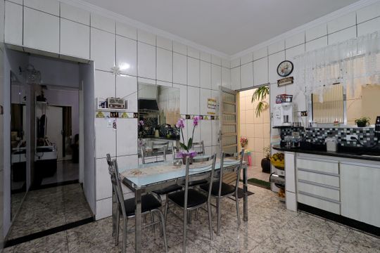 Cozinha de casa à venda com 3 quartos, 144m² em Jardim Santo Alberto, Santo André