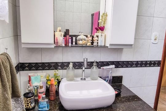 Banheiro Social de casa à venda com 3 quartos, 135m² em Vista Alegre, Rio de Janeiro