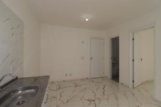 Sala / Cozinha de apartamento à venda com 1 quarto, 33m² em Parque das Nações, Santo André