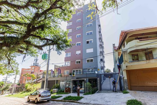 Fachada de apartamento à venda com 3 quartos, 95m² em Vila Ipiranga, Porto Alegre