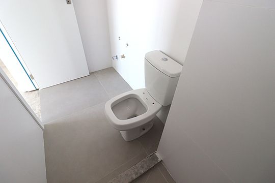 Apartamento à venda com 2 quartos, 67m² em Vila Ipiranga, Porto Alegre