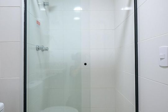 Banheiro de apartamento para alugar com 2 quartos, 57m² em Paraíso do Morumbi, São Paulo