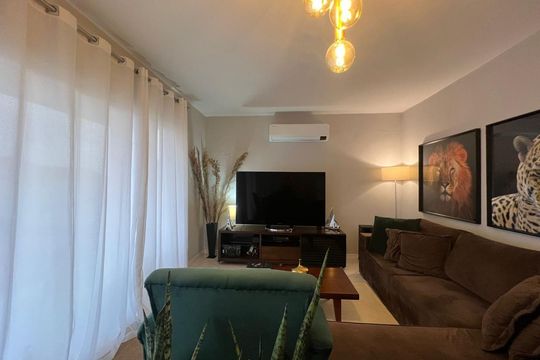 Casa à venda com 4 quartos, 600m² em Jacarepaguá, Rio de Janeiro