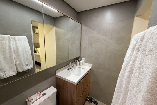 Banheiro de apartamento à venda com 3 quartos, 120m² em Santa Teresinha, São Paulo