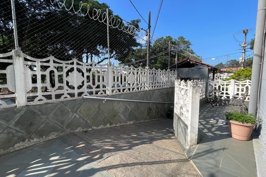 Área Externa de apartamento para alugar com 2 quartos, 54m² em Conjunto Residencial Prestes Maia, São Paulo