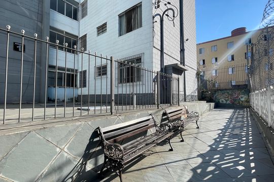 Área Externa de apartamento para alugar com 2 quartos, 54m² em Conjunto Residencial Prestes Maia, São Paulo