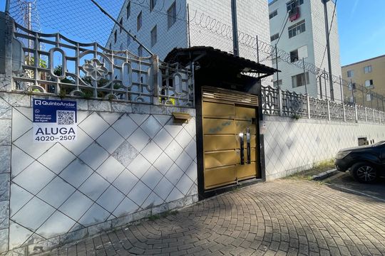 Fachada do Prédio de apartamento para alugar com 2 quartos, 54m² em Conjunto Residencial Prestes Maia, São Paulo
