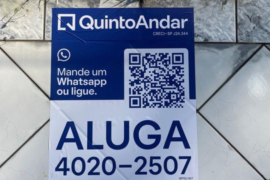 Placa de apartamento para alugar com 2 quartos, 54m² em Conjunto Residencial Prestes Maia, São Paulo