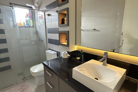 Casa à venda com 4 quartos, 354m² em Guarani, Novo Hamburgo