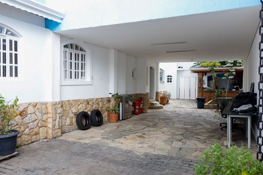 Área comum de casa para alugar com 5 quartos, 400m² em Vila Yara, Osasco