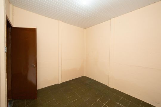 Quarto 2 de casa à venda com 3 quartos, 140m² em João Pinheiro, Belo Horizonte