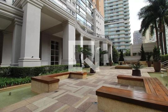 Fachada de apartamento à venda com 1 quarto, 48m² em Vila Nova Conceição, São Paulo