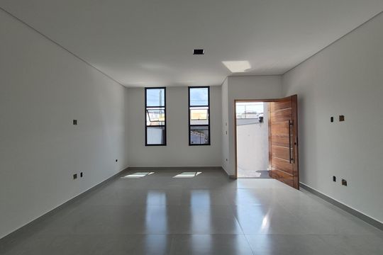 Sala de casa à venda com 3 quartos, 150m² em Jardim Santo Alberto, Santo André
