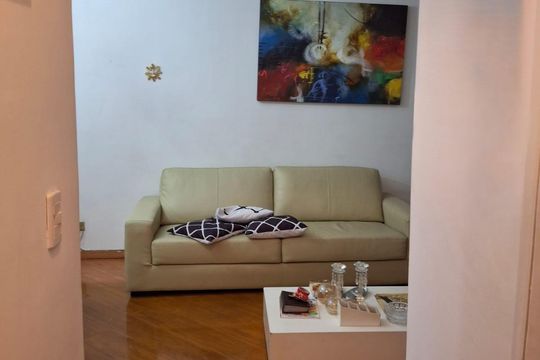 Sala de apartamento à venda com 3 quartos, 80m² em Itaim Bibi, São Paulo