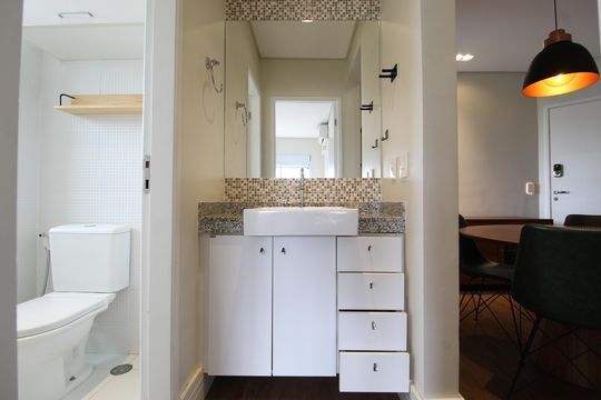 Banheiro da Suíte de apartamento à venda com 1 quarto, 57m² em Vila Olímpia, São Paulo