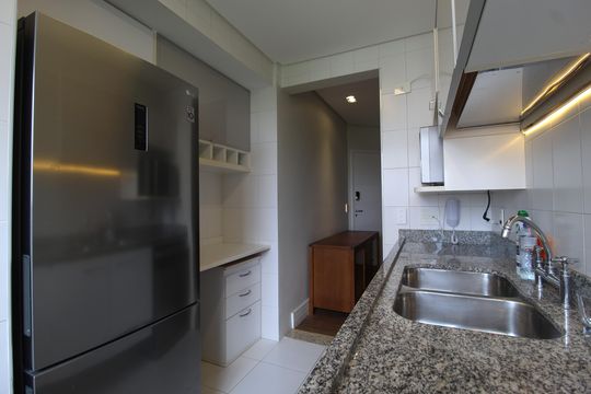 Cozinha e Área de Serviço de apartamento à venda com 1 quarto, 57m² em Vila Olímpia, São Paulo